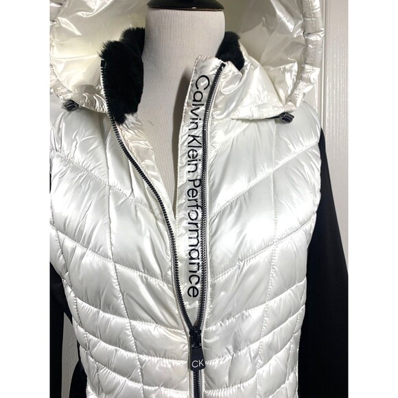 Calvin Klein Performance Repel White Puffer Jacket Black Sleeves Hooded Size L - Picture 4 of 13